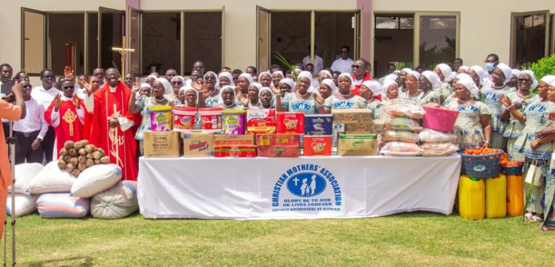 Christian Mothers’ Association Visits St. Gregory Seminary