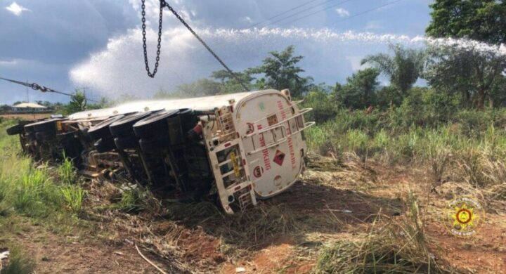 A  fuel tanker catches fire on Accra-Kumasi highway.