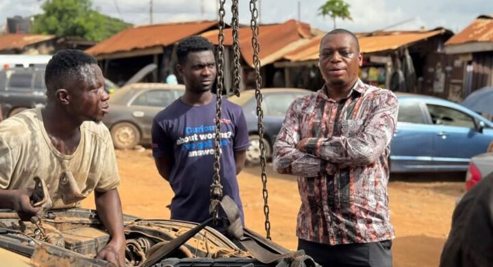 KWADASO: HON. PROF. KINGSLEY NYARKO ENGAGES ARTISANS AT EDWENASE.