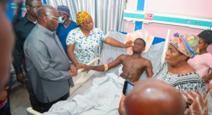 Dr. Bawumia Visits Injured KNUST Student, Donates GH¢50,000