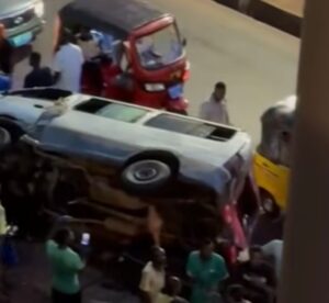 Vehicle Crash at Krofrom in Kumasi Leaves Scores Injured.