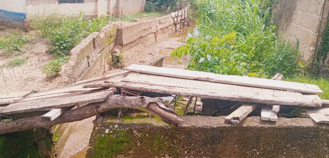 Obuasi West Residents Lament Flooding Issues, Call on New MCE for Help