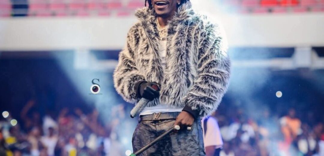 Shatta Wale Urges Youth to Support Mahama