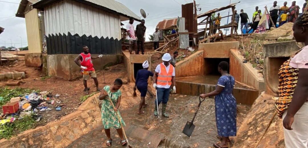 Offinso North MCE Leads Sanitation Exercise in Nkenkaasu