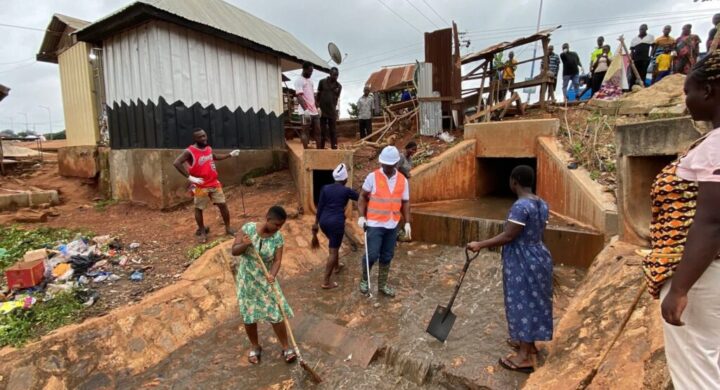Offinso North MCE Leads Sanitation Exercise in Nkenkaasu