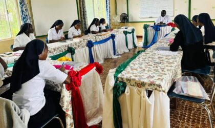 Religious Women Benefit from Workshop on Communication and Social Media