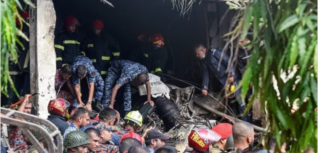Bangladesh Air Force Jet Crashes into School, 20 Dead