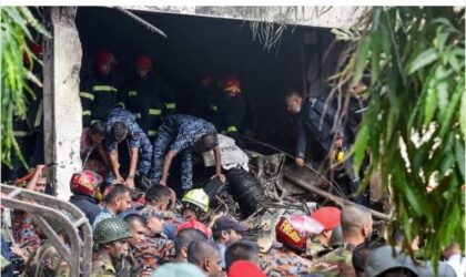 Bangladesh Air Force Jet Crashes into School, 20 Dead