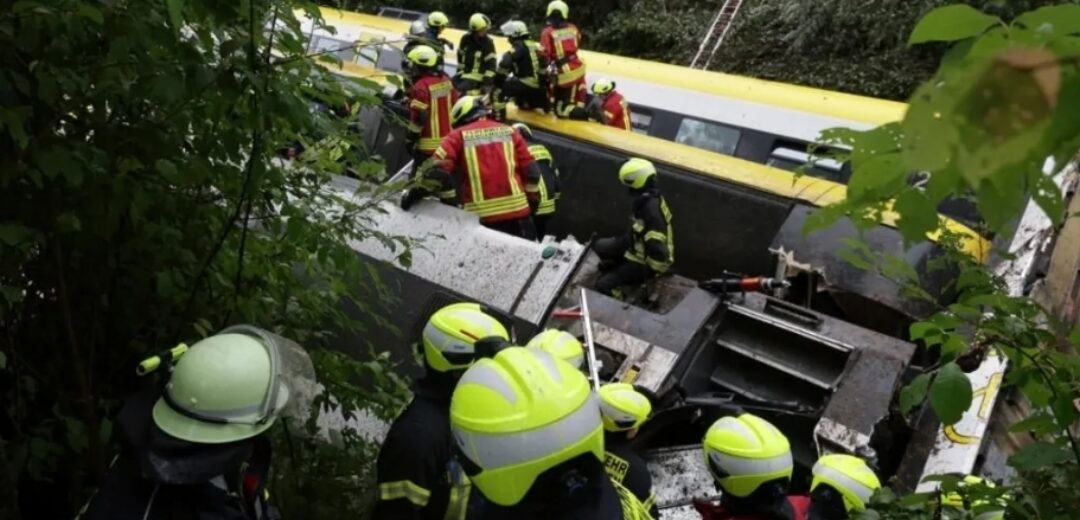 Train Derailment in Germany Leaves Three Dead and Several Injured