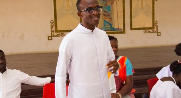 Catholic Priest Offers Guidance on Navigating Adversity