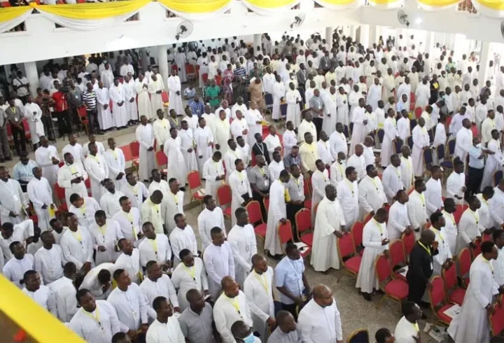 priestsinghana_1673052993