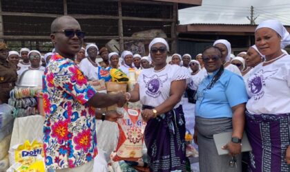 Susana Wesley Mission Auxiliary (SUWMA) donates to Amanfrom Prisons Camp
