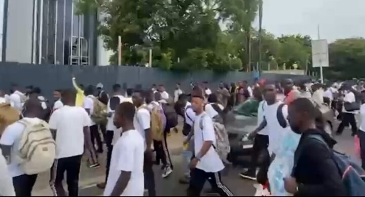 Hundreds of Young Ghanaians Protest at Flagstaff House Over Delayed Appointment Letters