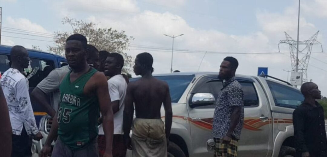 DRIVER ESCAPES DEATH AFTER TYRES BURST AT AYAWASO