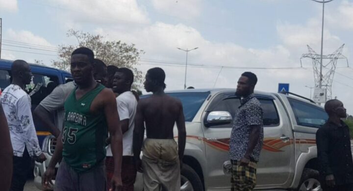 DRIVER ESCAPES DEATH AFTER TYRES BURST AT AYAWASO