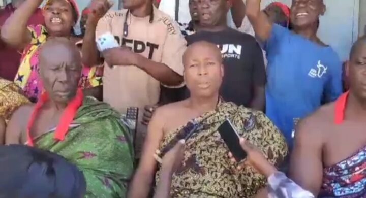 Chiefs and Elders of Akumadan Express Disappointment Over DCE’s 24-Hour Economy Market Decision