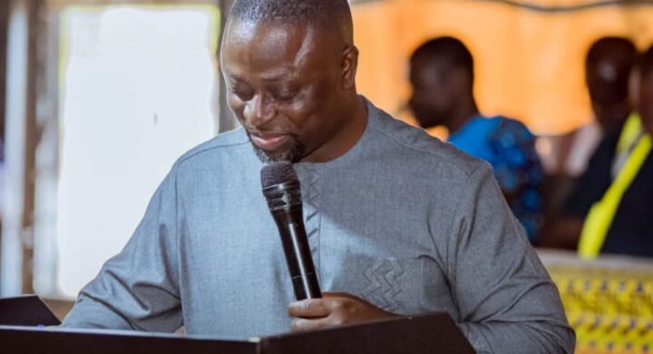 Offinso North MP Dr. Fred Kyei Asamoah Blesses 1000 Widows with Festive Support