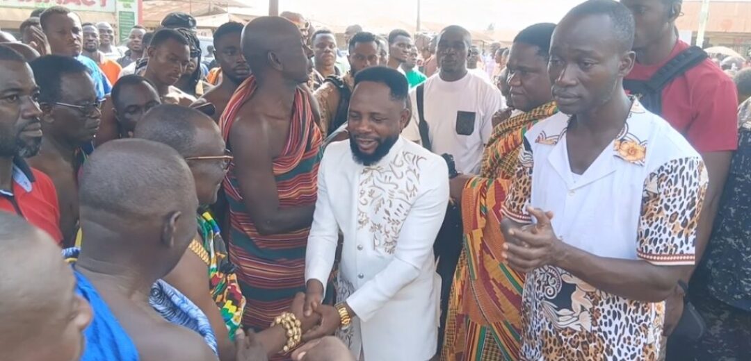 Nana Adu Gyamfi Cuts Sod for Construction of Kokote roundabout