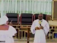 Sunyani Church Member Calls Pastor, Elders “Thieves” Over Tithe Policy, Sparks Debate on Welfare Support