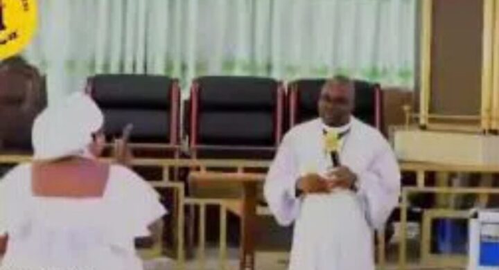 Sunyani Church Member Calls Pastor, Elders “Thieves” Over Tithe Policy, Sparks Debate on Welfare Support