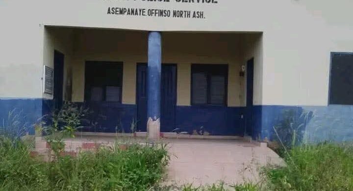 Unused Asempanaye Police Station Rots Away in Offinso North as Residents Demand Action