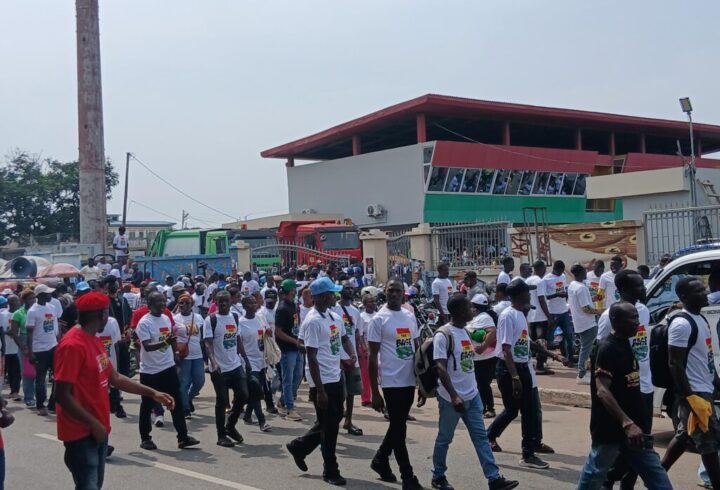 Politics-Base-Movement-Members-of-The-Base-Movement-on-float