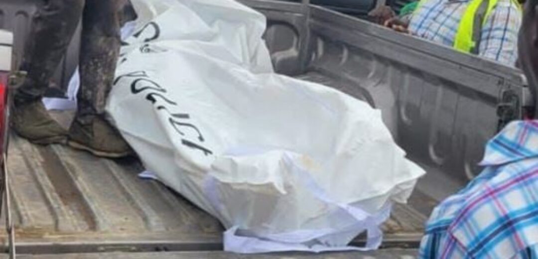 Unidentified Man’s Decomposed Body Found Hanging On Tree At Moowire